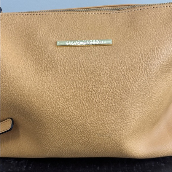 Steve Madden Crossbody - Picture 2 of 6